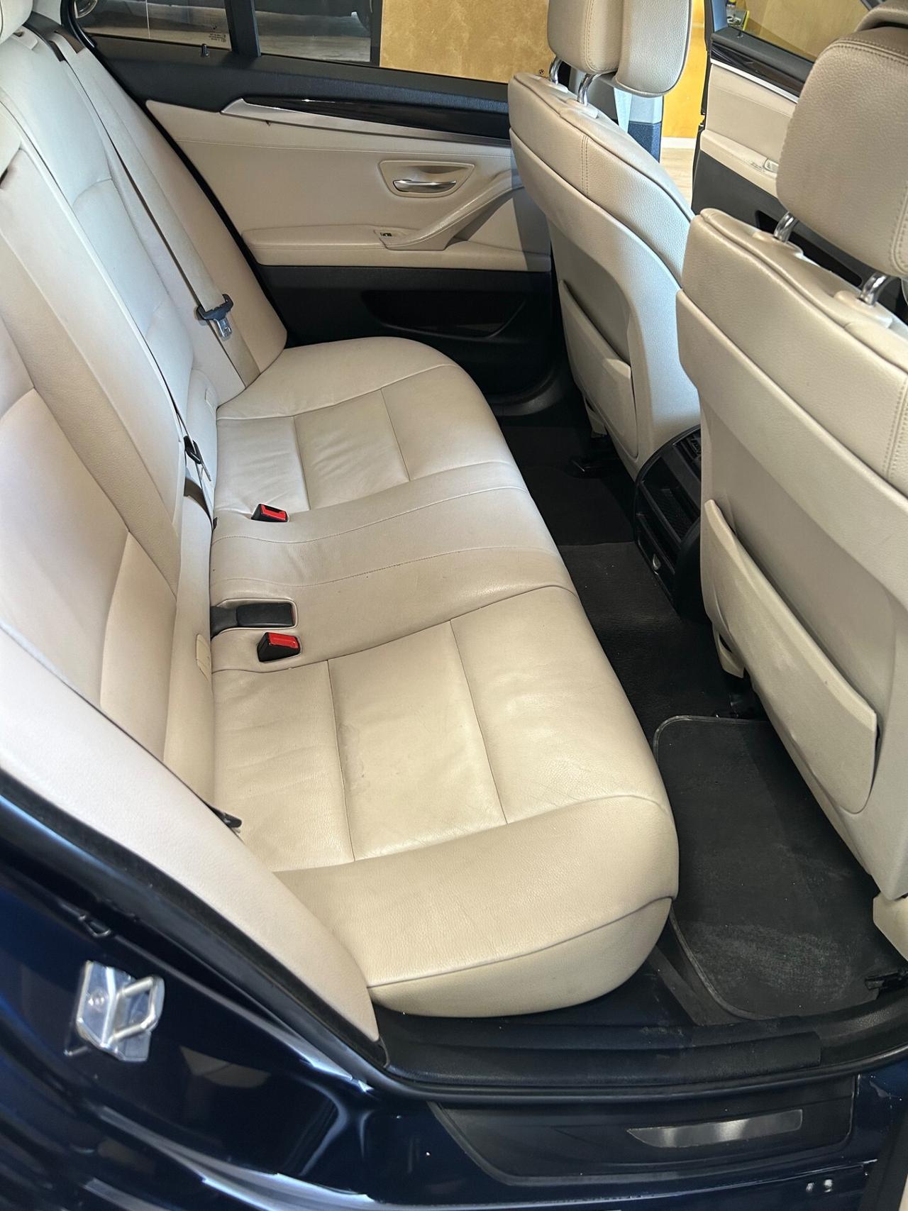 BMW 520d Touring “AUT/PELLE/NAVI/RETRO/19”-2012