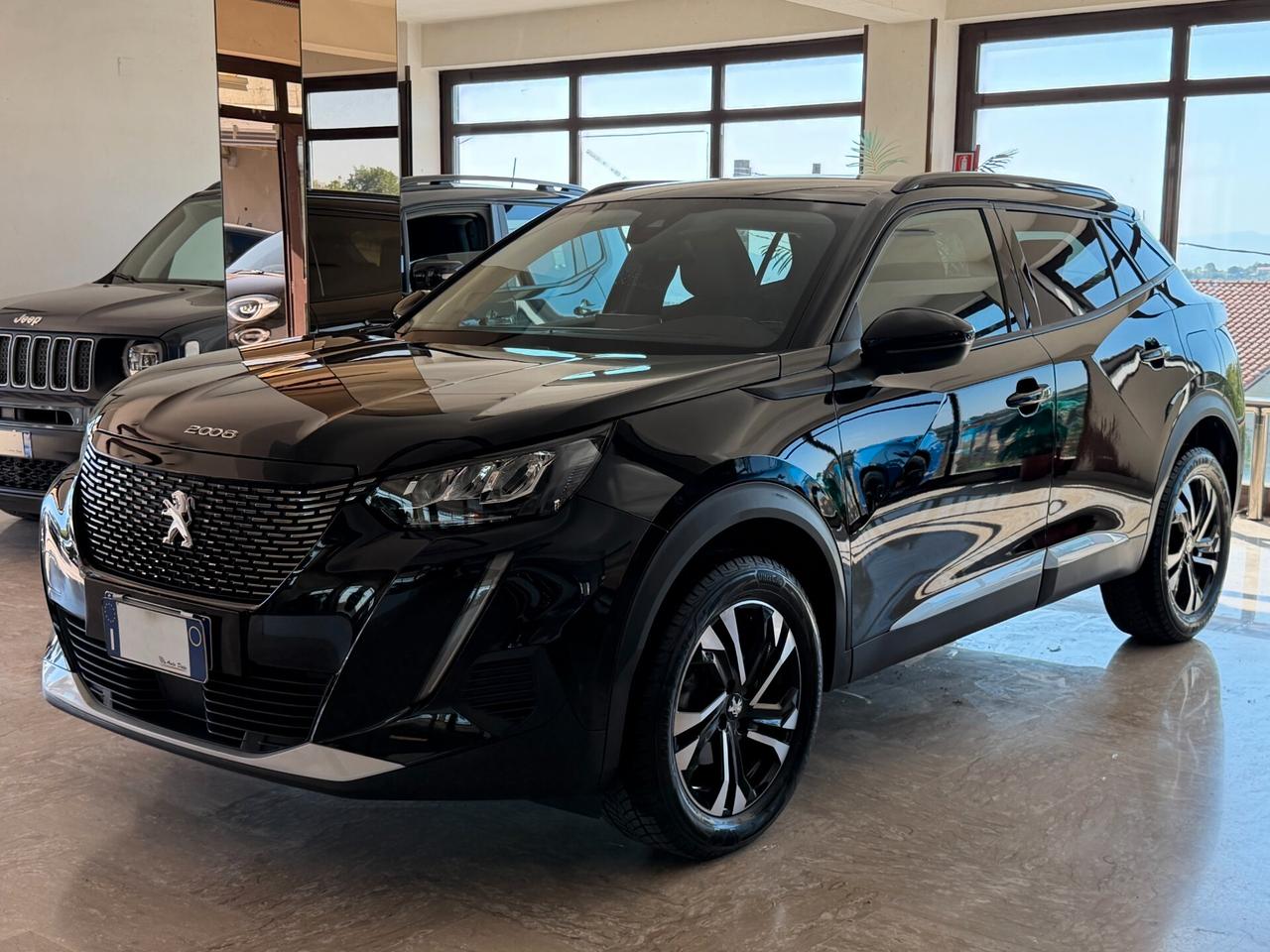 Peugeot 2008 1.5 BLUEHDI 110 cv. ALLURE