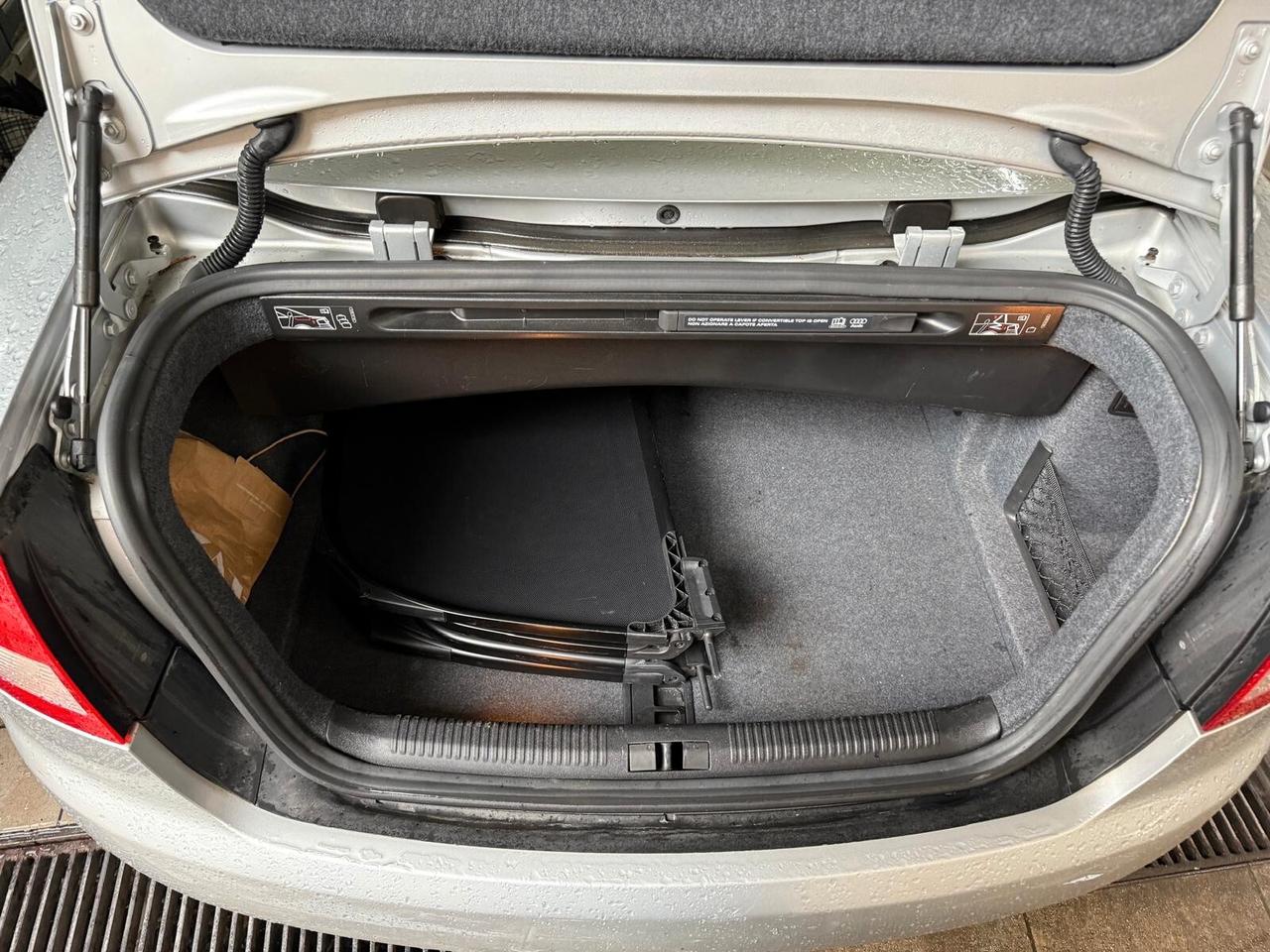 Audi A4 Cabriolet 2.4 V6 30V cat