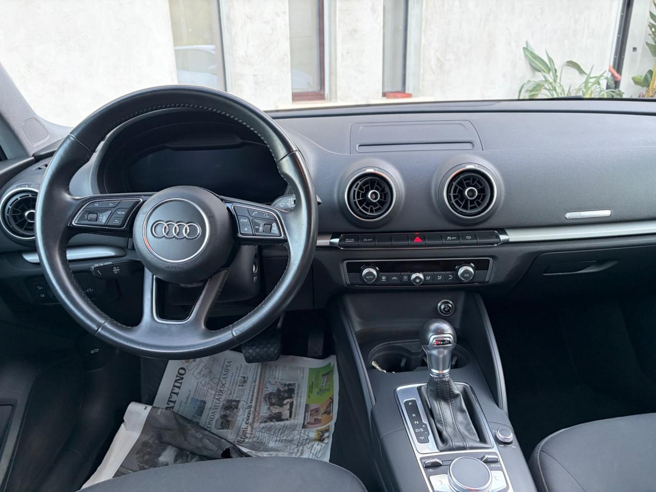 Audi A3 Sedan 30 TDI Admired
