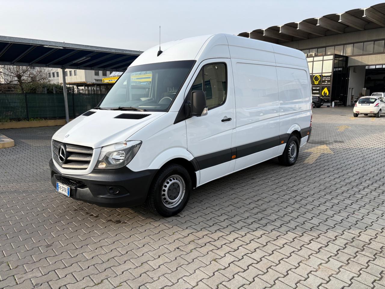 Mercedes Benz 313 2.2 DIESEL