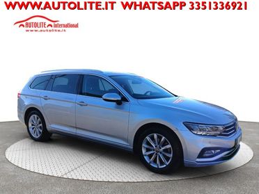 VOLKSWAGEN Passat Variant 2.0 TDI SCR EVO DSG GANCIO TRAINO ORIGINALE