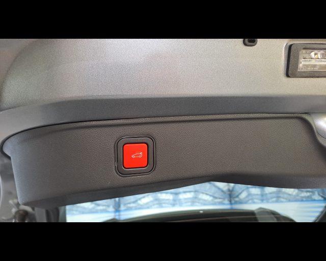 ALFA ROMEO Junior 1.2 ibrida Speciale 136cv edct6