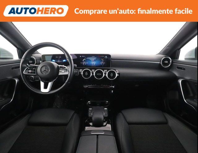 MERCEDES-BENZ A 180 Automatic Sport
