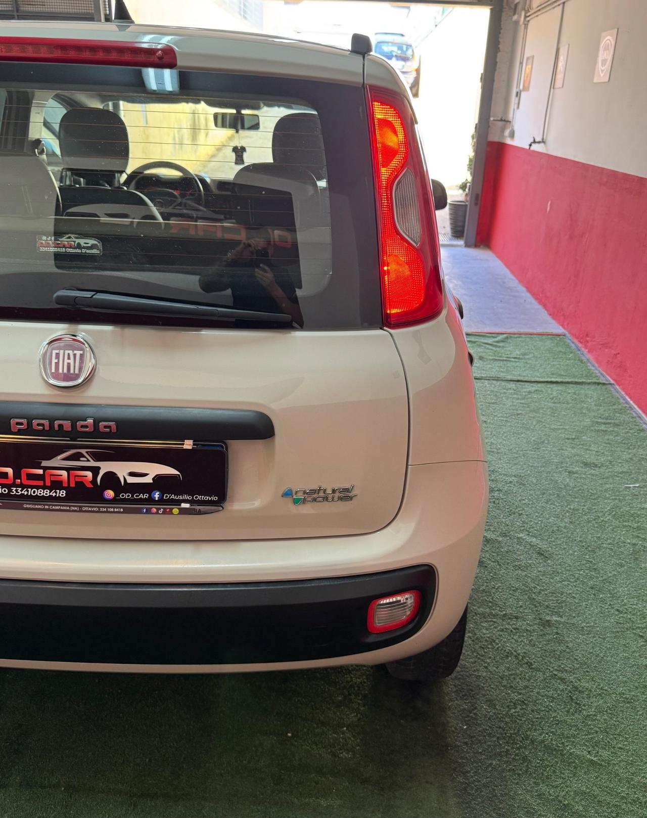 Fiat Panda Lounge 2014, 120000 chilometri