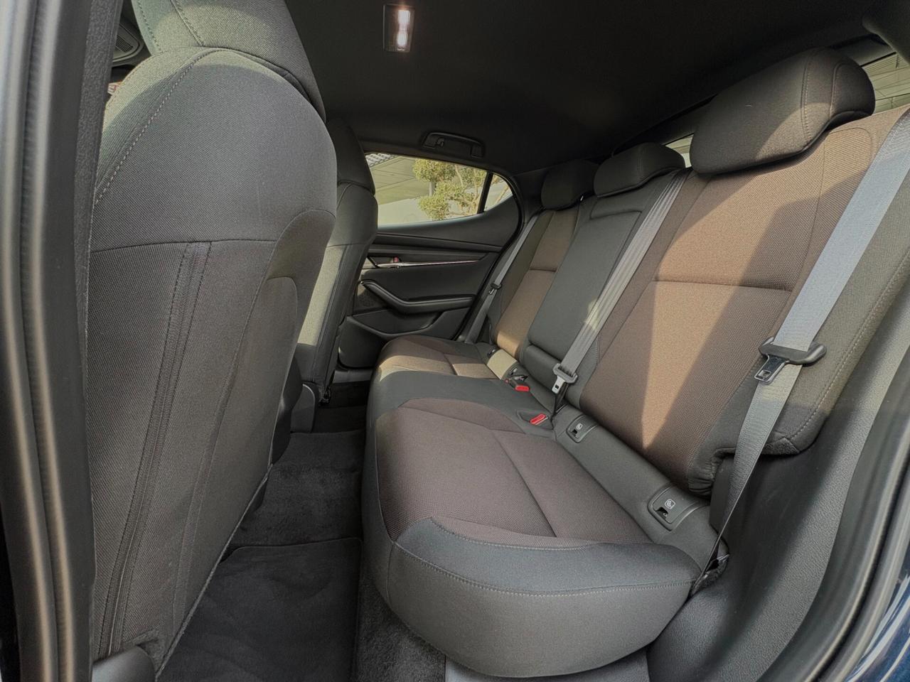 Mazda 3 Mazda3 2.0L e-Skyactiv-G M Hybrid Exclusive Line