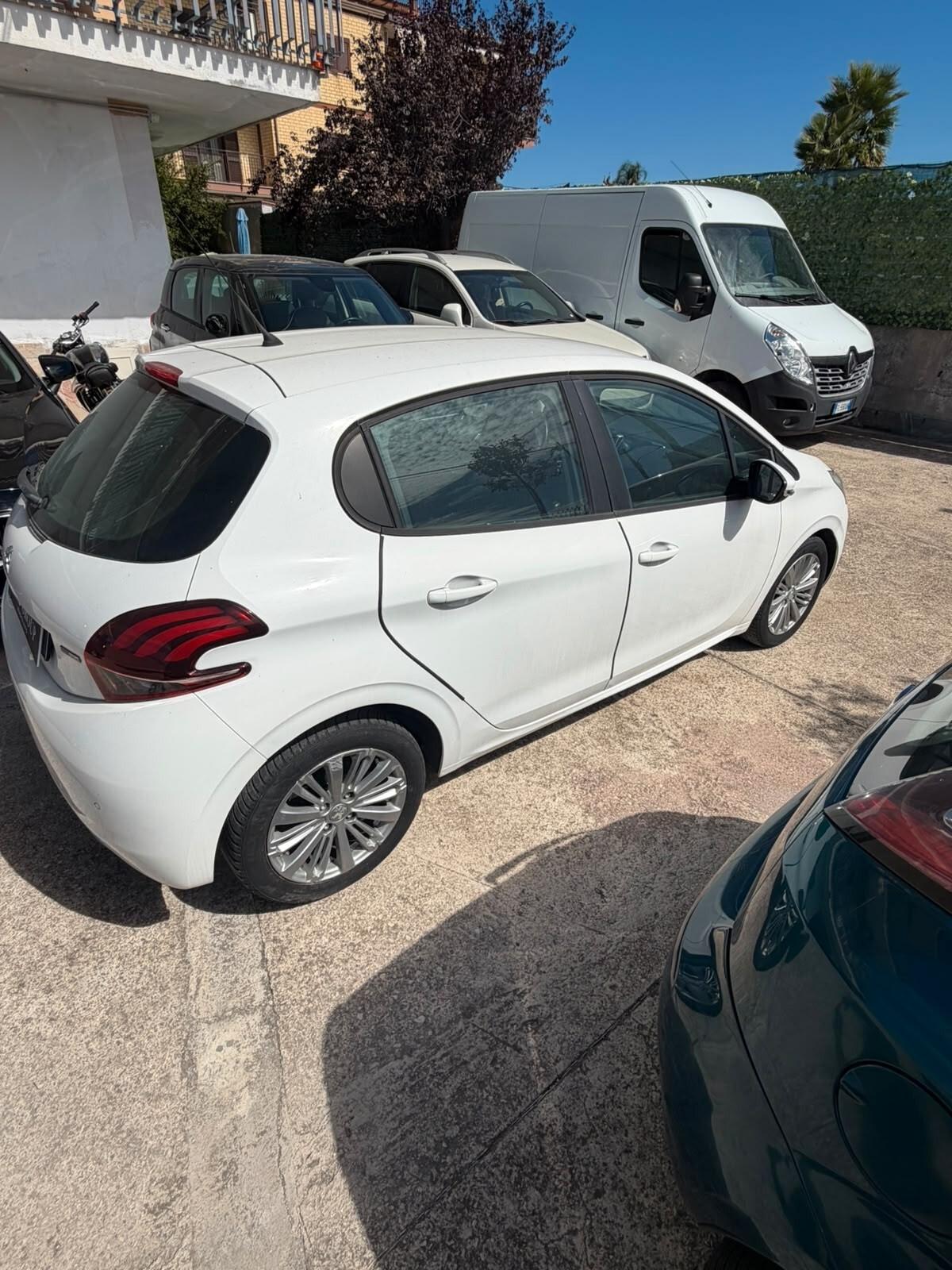 Peugeot 208 PureTech 68 5 porte Active