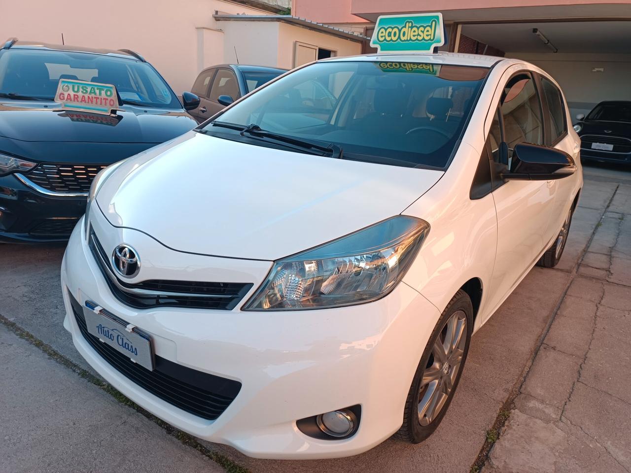 Toyota Yaris 1.4 D-4D 5 porte Active M-MT