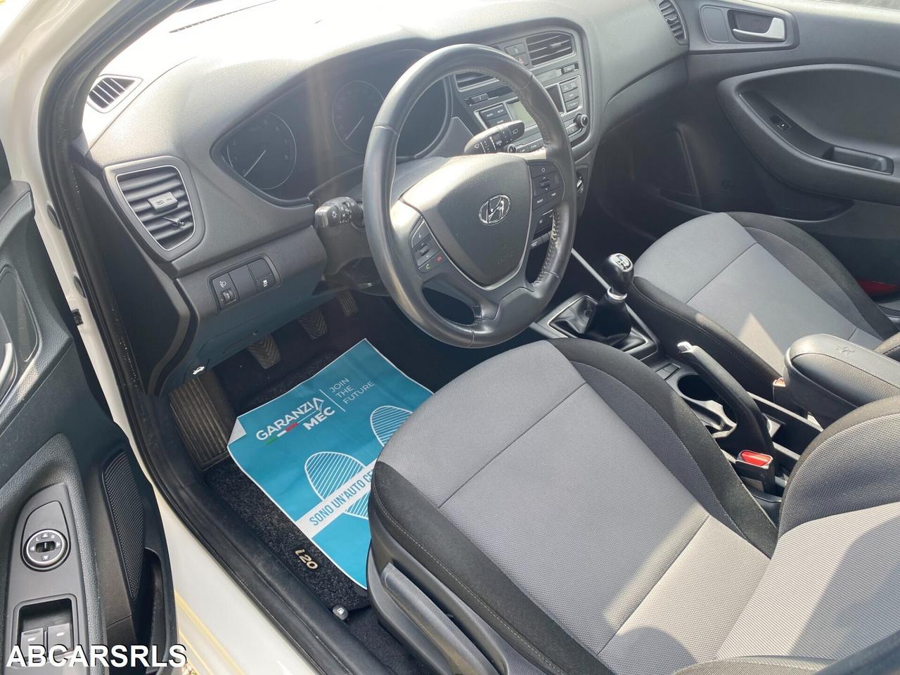 HYUNDAI - i20 - 1.2 GPL 5p. Blackline - NEOPATENTA
