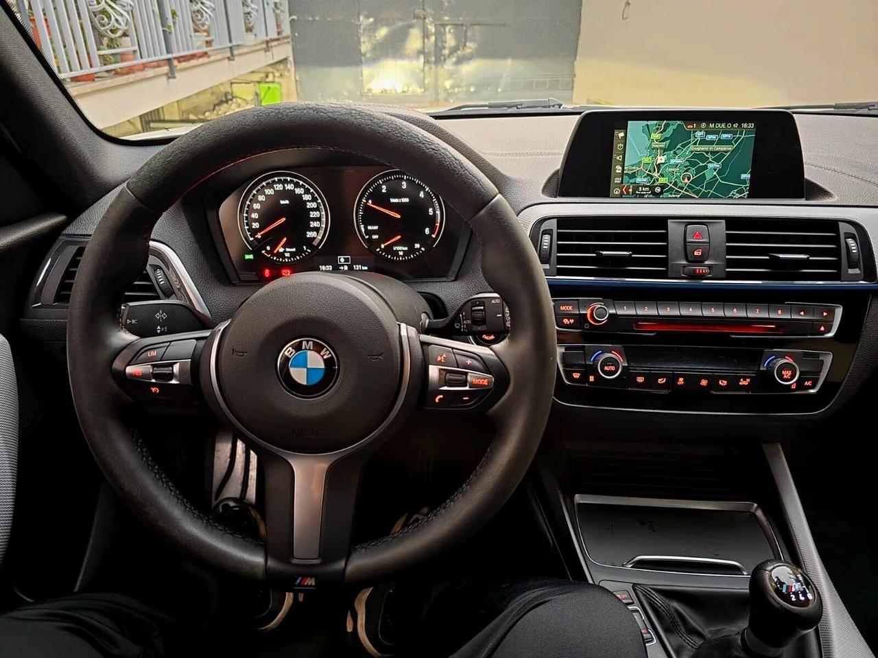 Bmw 116 116d 5p. Msport