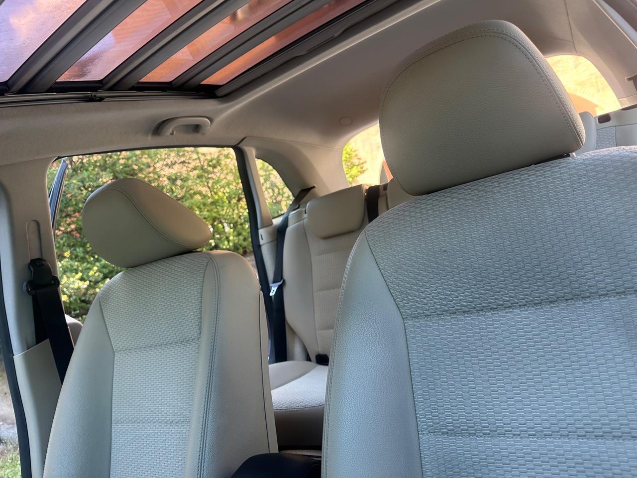 Mercedes-benz B 180 NGT BlueEFFICIENCY Premium