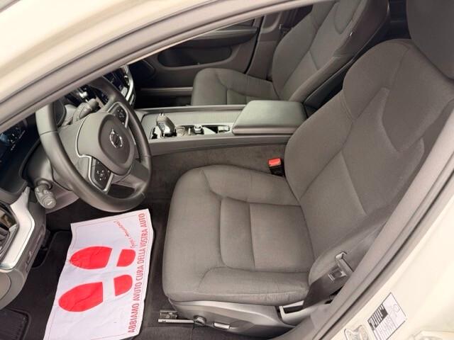 Volvo V60 2.0 b4 D 197 Cv Momentum Business Pro auto