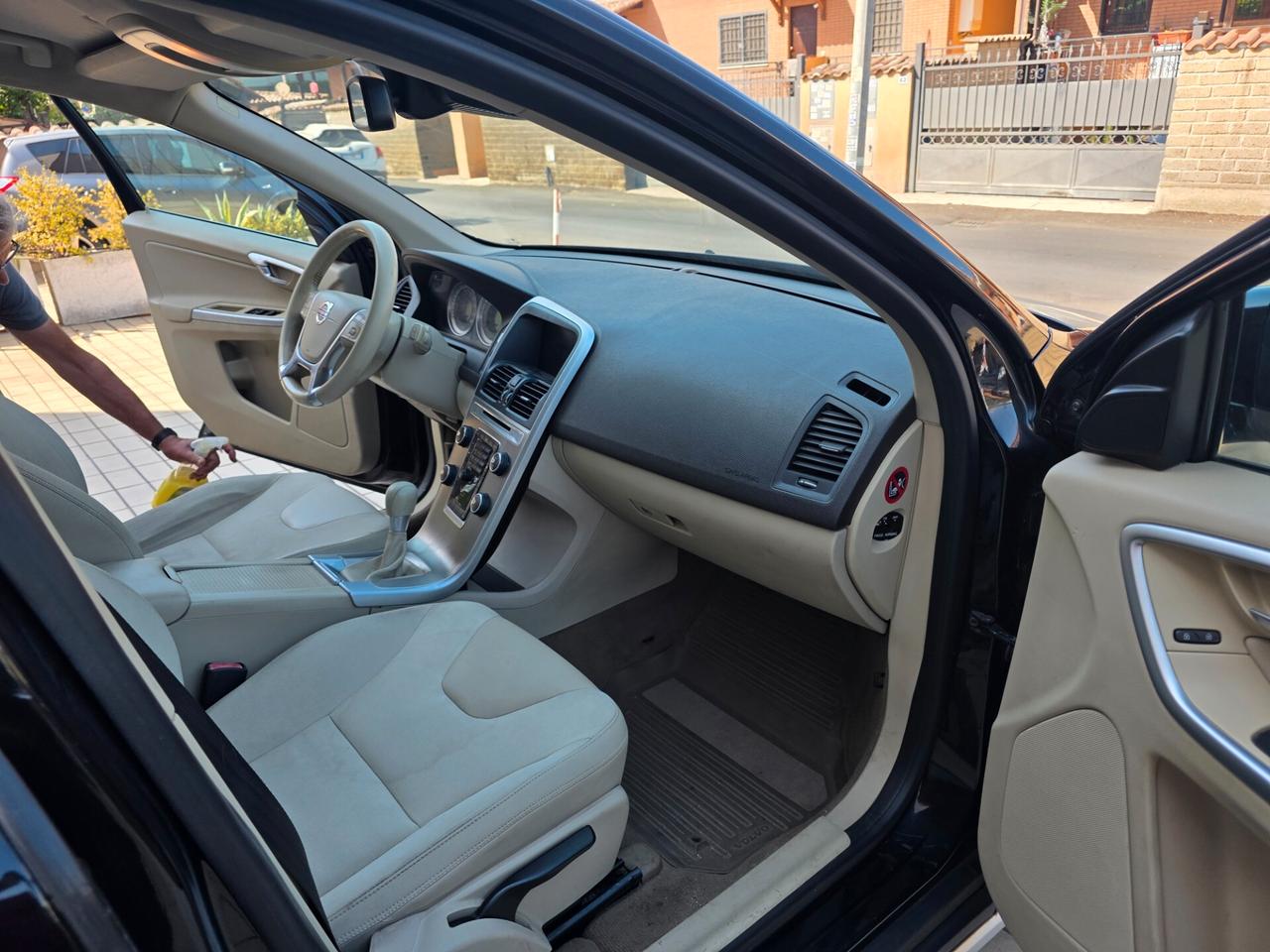 Volvo XC 60 XC60 DRIVe Momentum