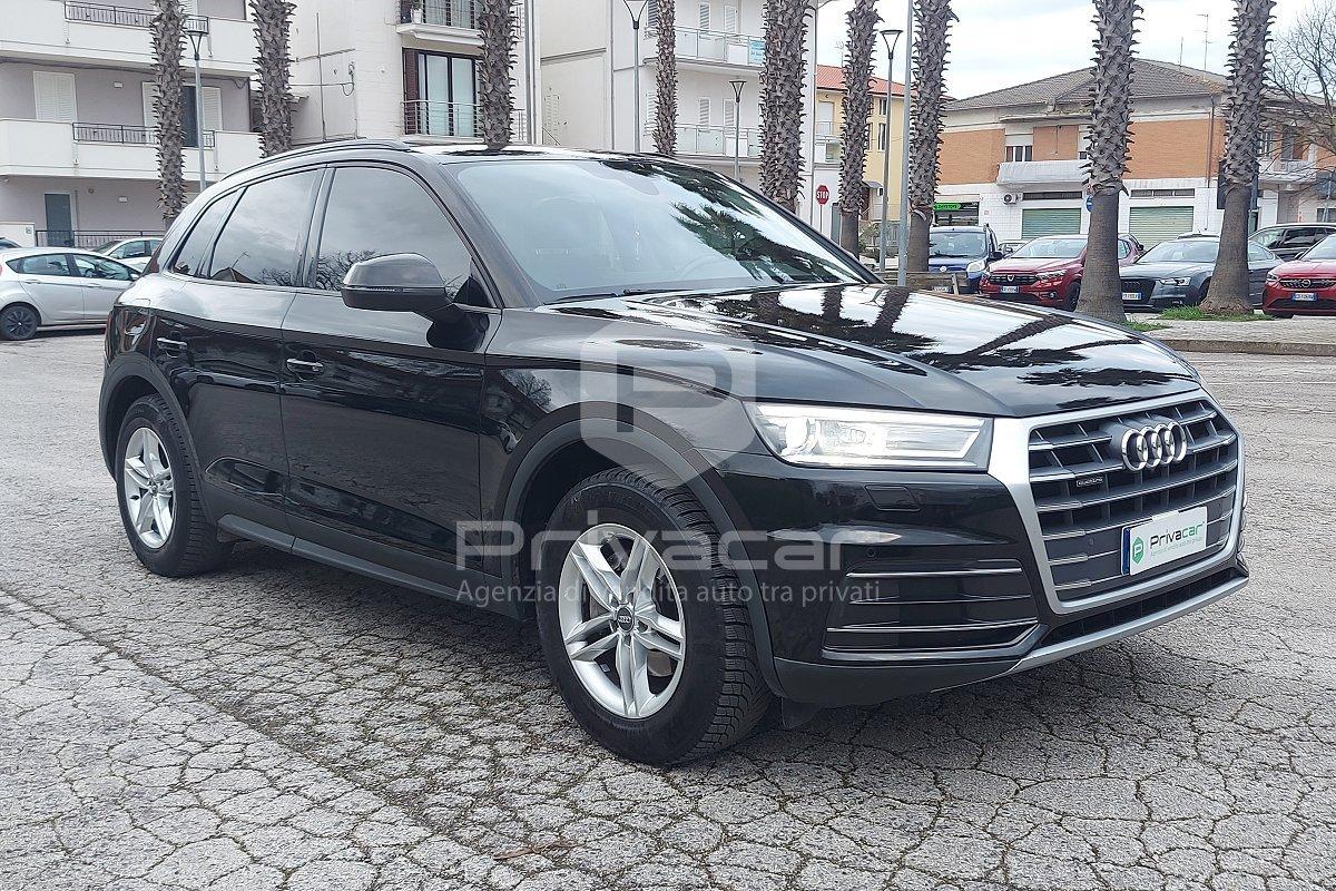 AUDI Q5 2.0 TDI 150 CV Business