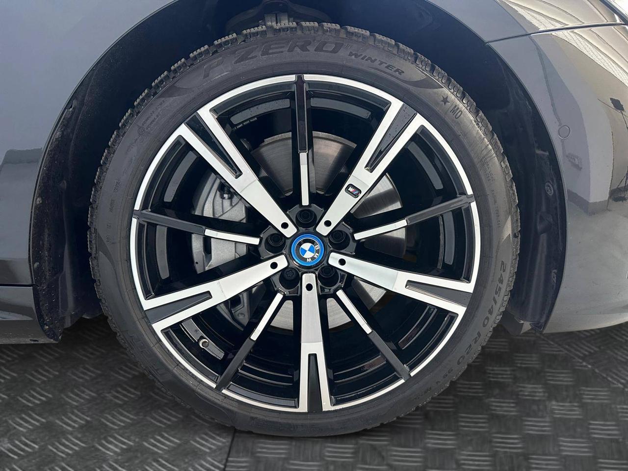BMW Serie 5 550e xDrive Berlina MSport