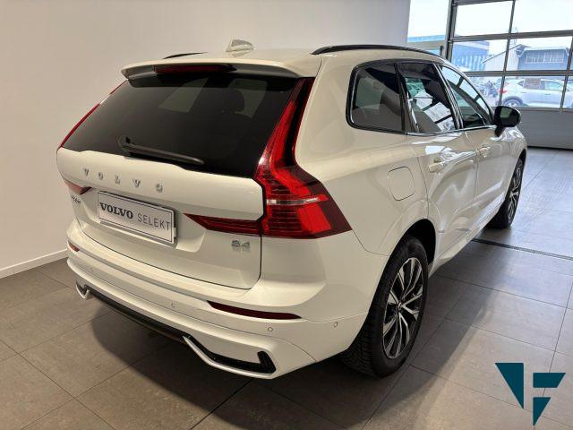 VOLVO XC60 B4 automatico Plus Dark