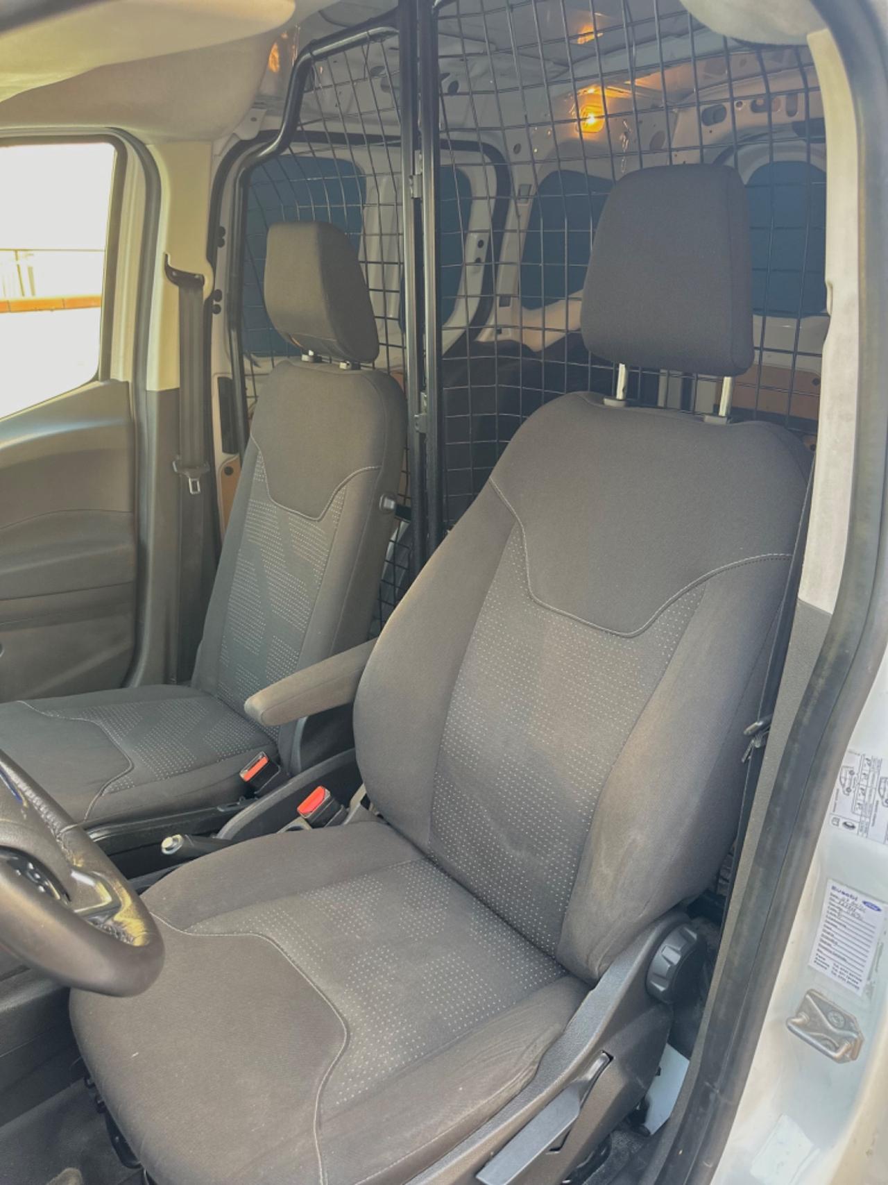 Ford Transit Courier 1.5 Diesel