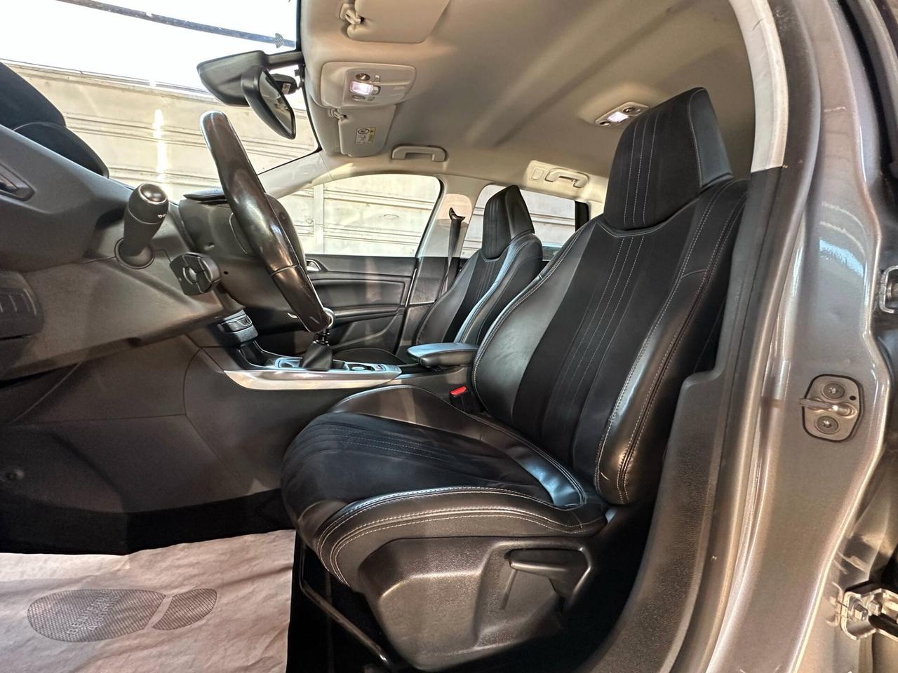 Peugeot 308 BlueHDi 150 S&S SW Allure