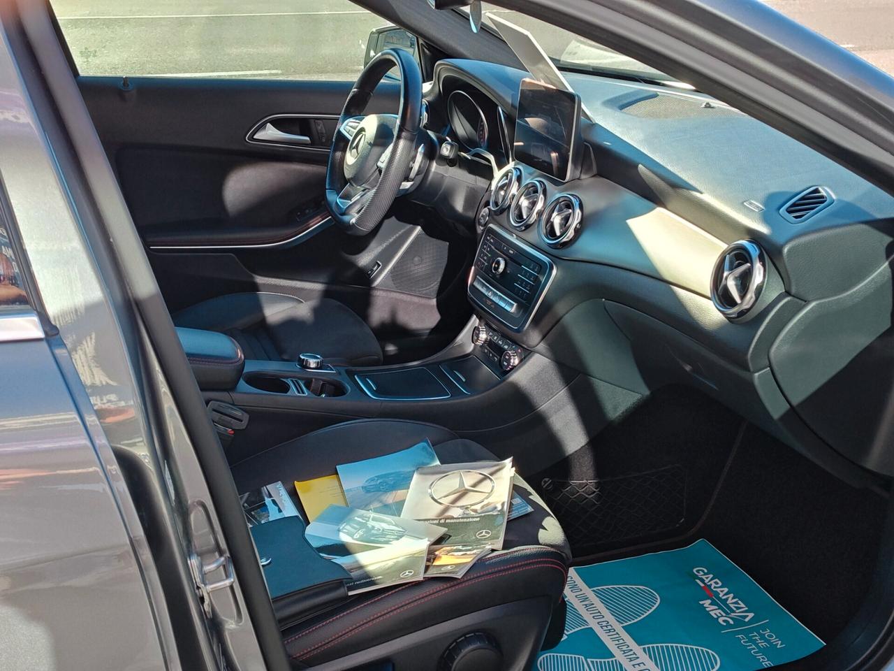 MERCEDES GLA 200D AUTOM. PREM. AMG LINE 2.0 136 CV