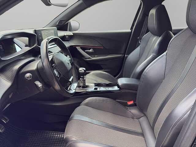Peugeot 2008 BlueHDi 110 S&S GT