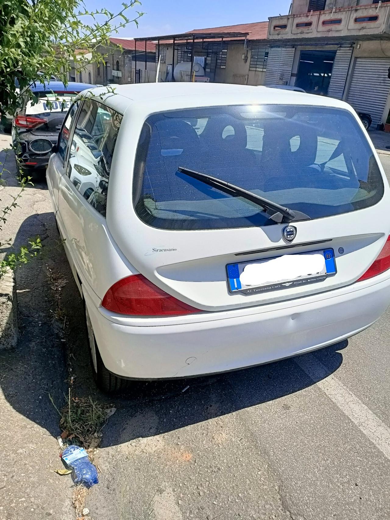 Lancia Y 1.2 fire in buone condizioni gommata e aria condizionata