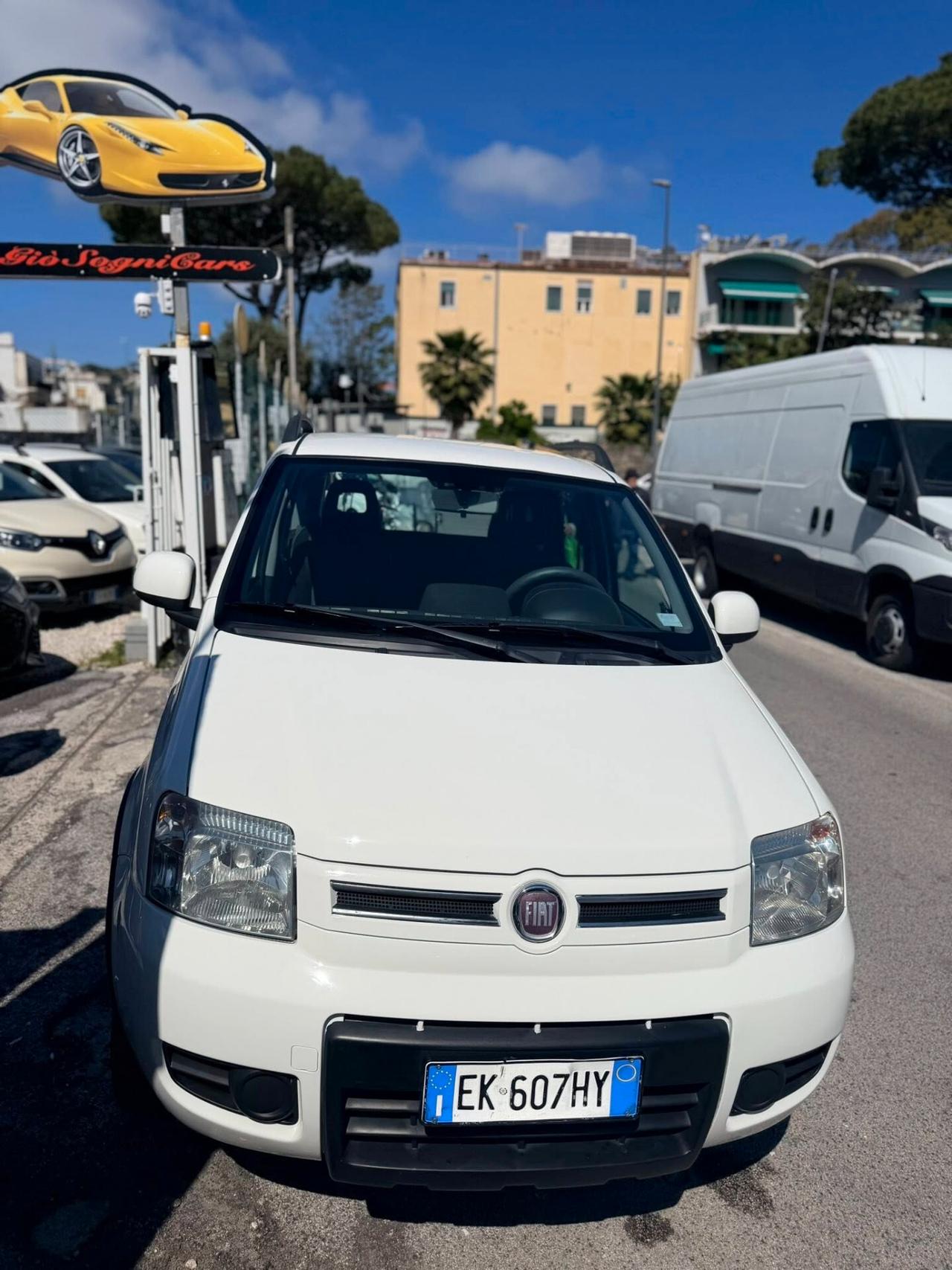 Fiat Panda 1.3 MJT 16V DPF 4x4 Climbing