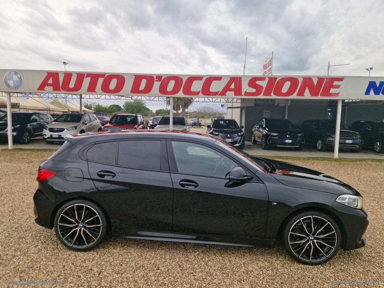 BMW 118d 5p. Msport TOTAL BLACK