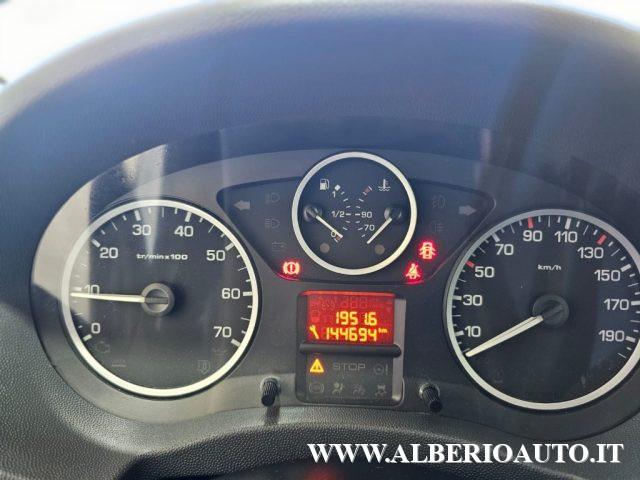 PEUGEOT Expert Tepee Mix 2.0 HDi 125CV Vetrato 9 POSTI 4X4