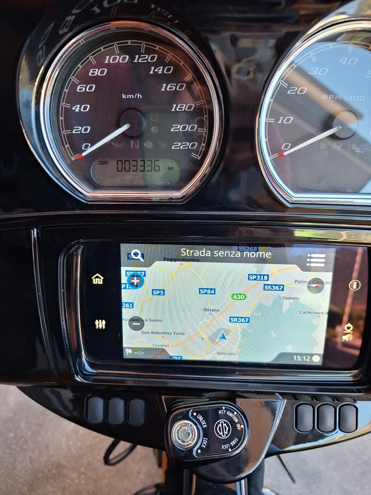 Harley-davidson Touring Street Glide Gold 114