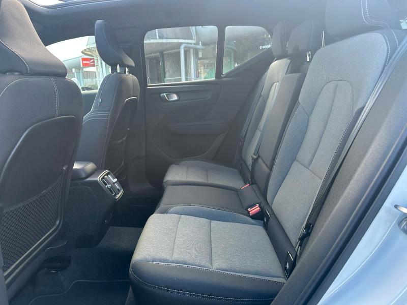 Volvo XC40 1.5 t2 Momentum auto my21