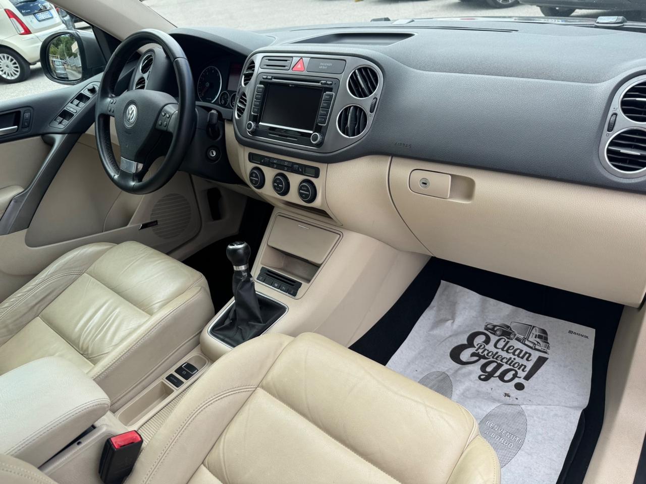 Volkswagen Tiguan 1.4 TSI Sport & Style