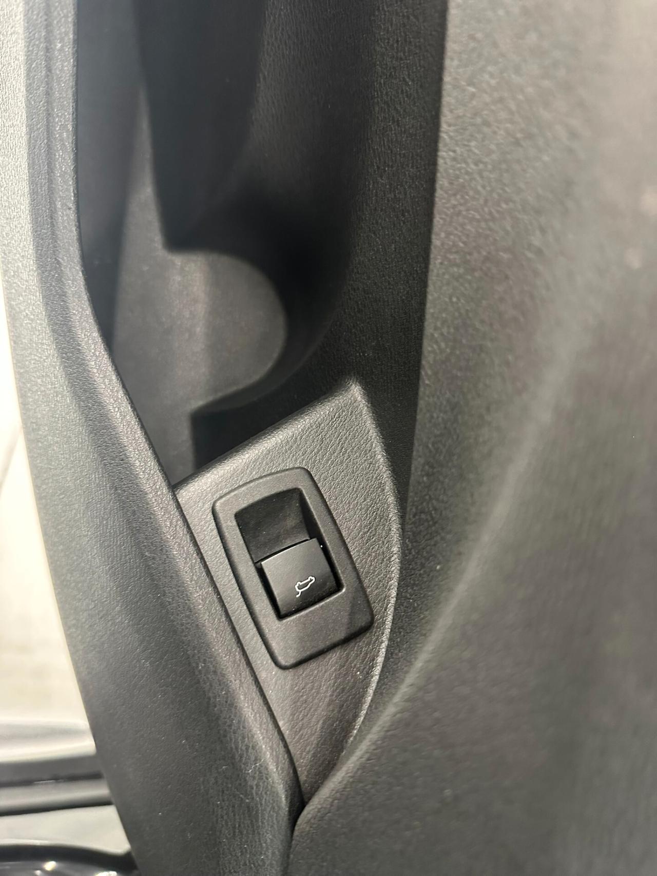 Bmw X1 150CV sdrive- AUTOMATICO-KM CERTIFICATI-PERMUTE