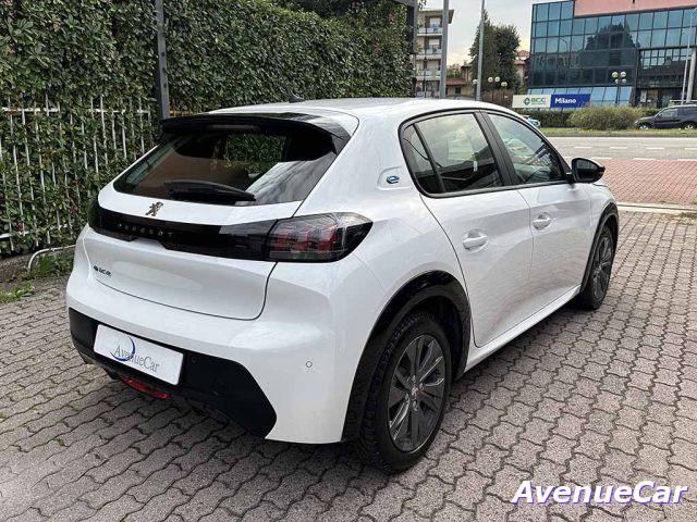 PEUGEOT 208 e Active Pack 100kW ADATTA A NEOPATENTATI IVA ESP.