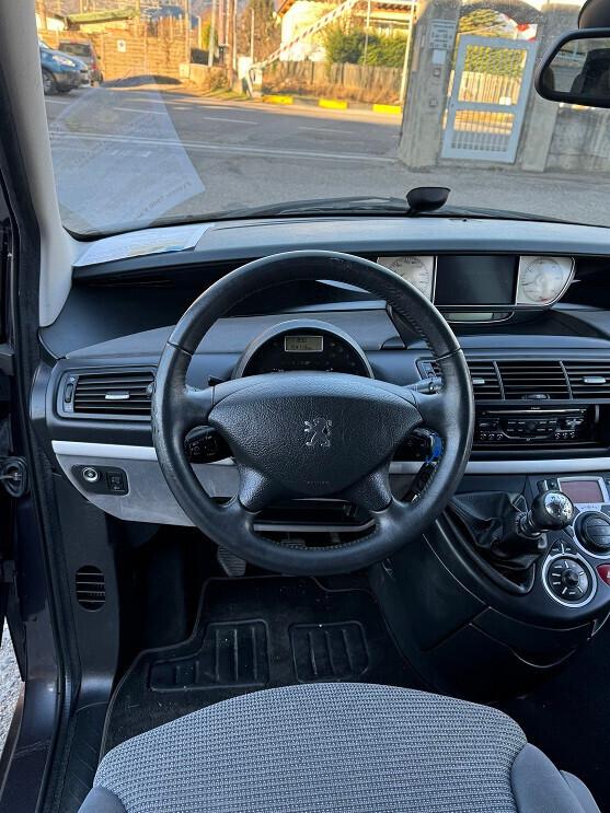 Peugeot 807 2.0 HDi 163CV ST