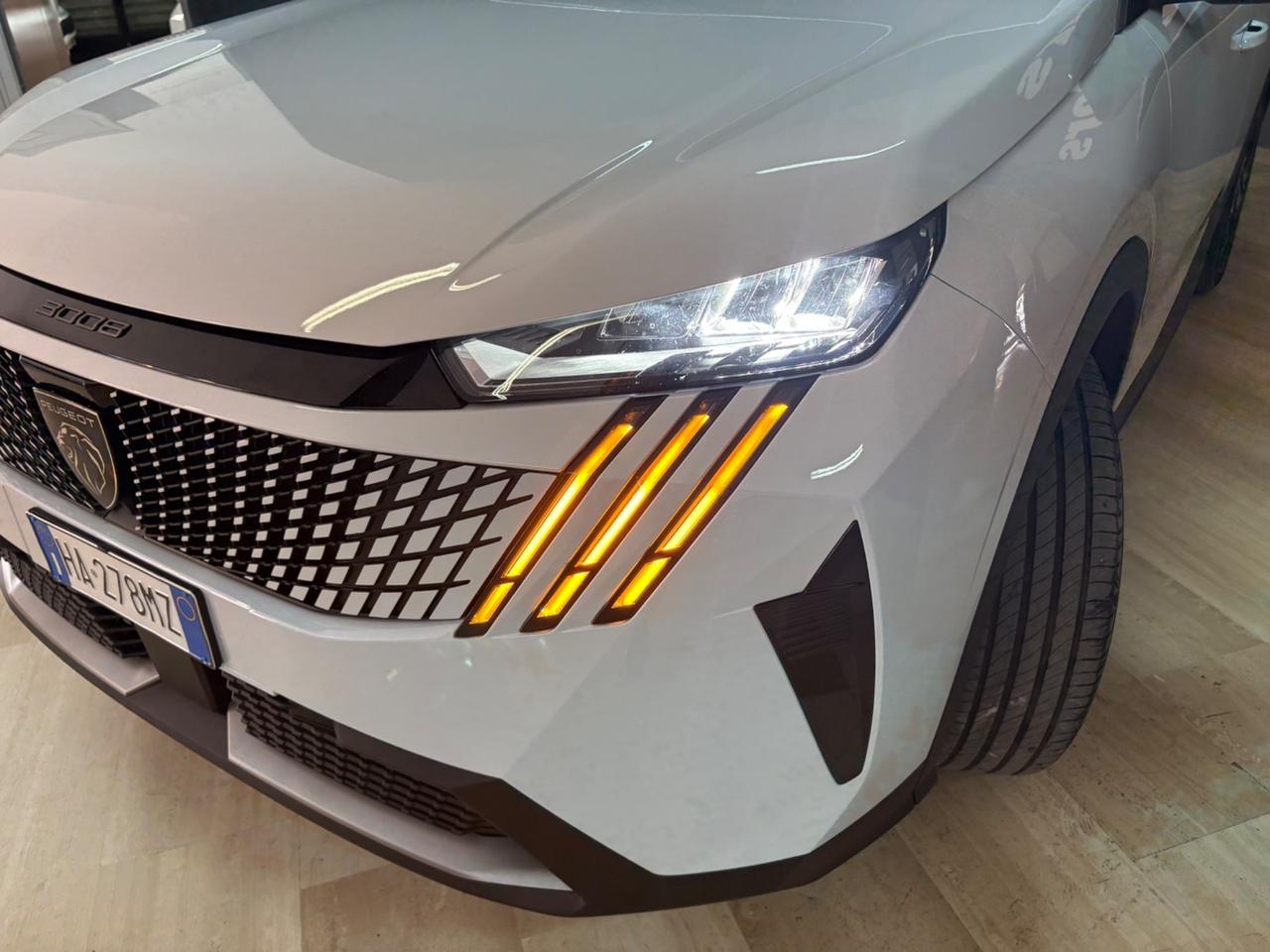 Peugeot 3008 Hybrid 145 e-DCS6 Allure