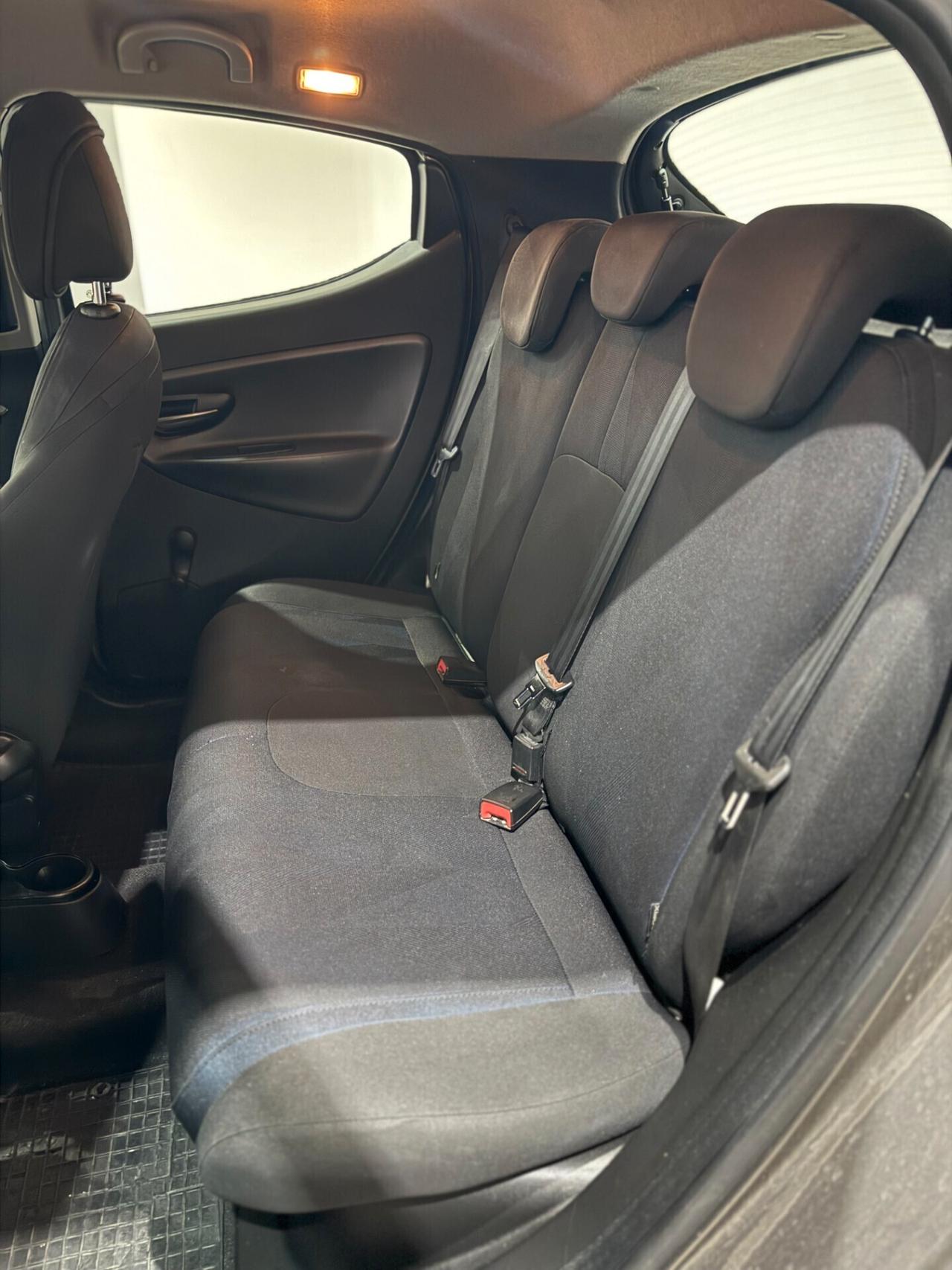 Lancia Ypsilon 1.2 69 CV 5 porte Elle