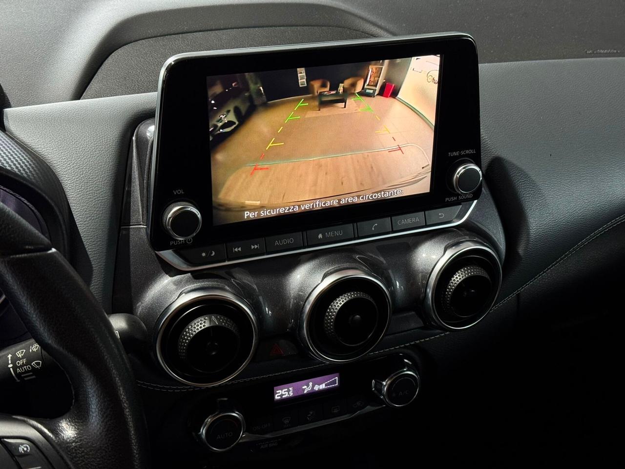 Nissan Juke 1.0 DIG-T 114 CV N-Connecta