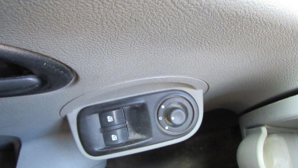 NISSAN interstar V35 2.5 dci 120 L1H1 L interstar V35 2.5 dci 120 L1H2 L