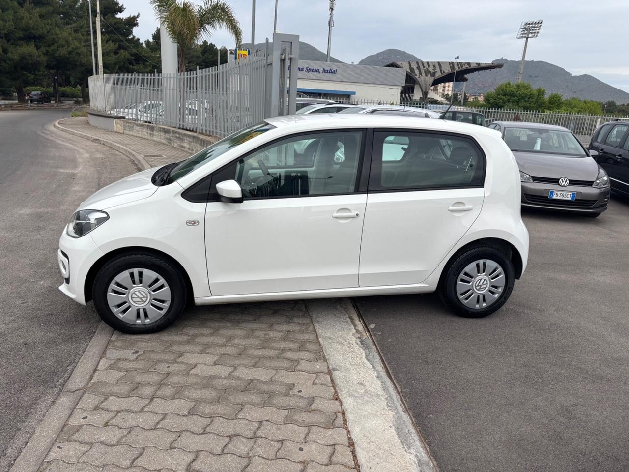 Volkswagen up! 1.0 5p. take