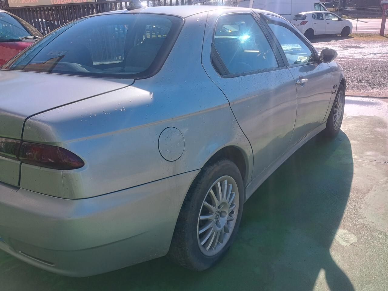 ALFA ROMEO 156