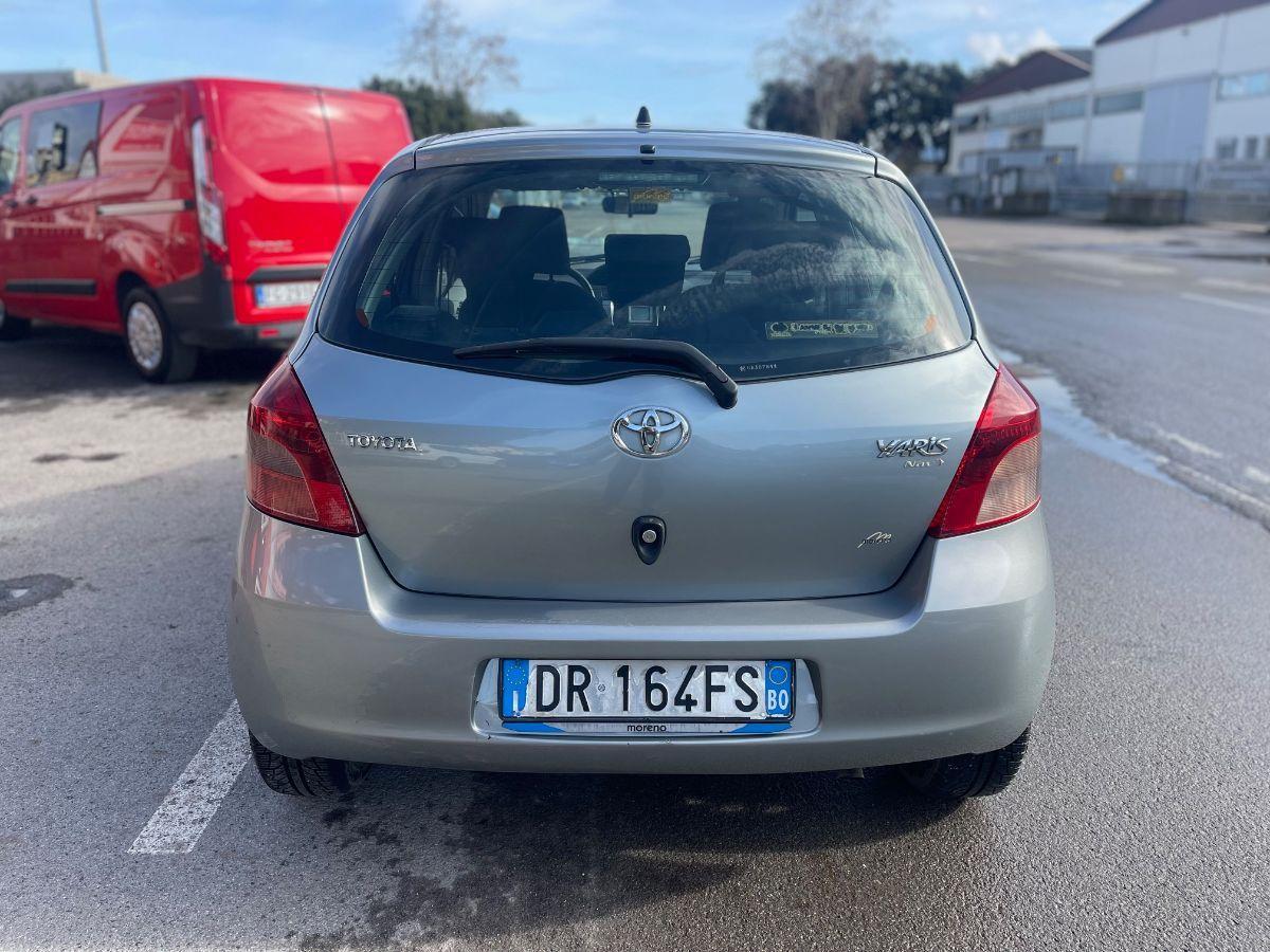 TOYOTA - Yaris - 1.3 5p. Navi