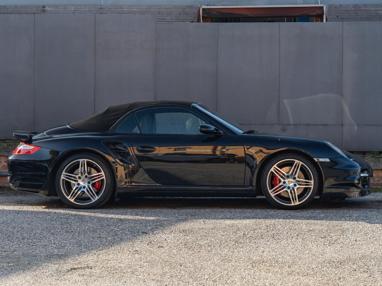 Porsche 911 Turbo Cabriolet