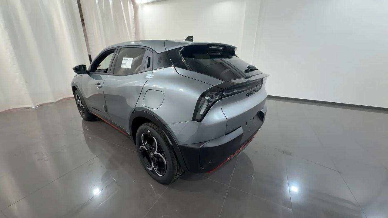 Alfa Romeo Junior 1.2 145 CV Hybrid eDCT6 Speciale KM0