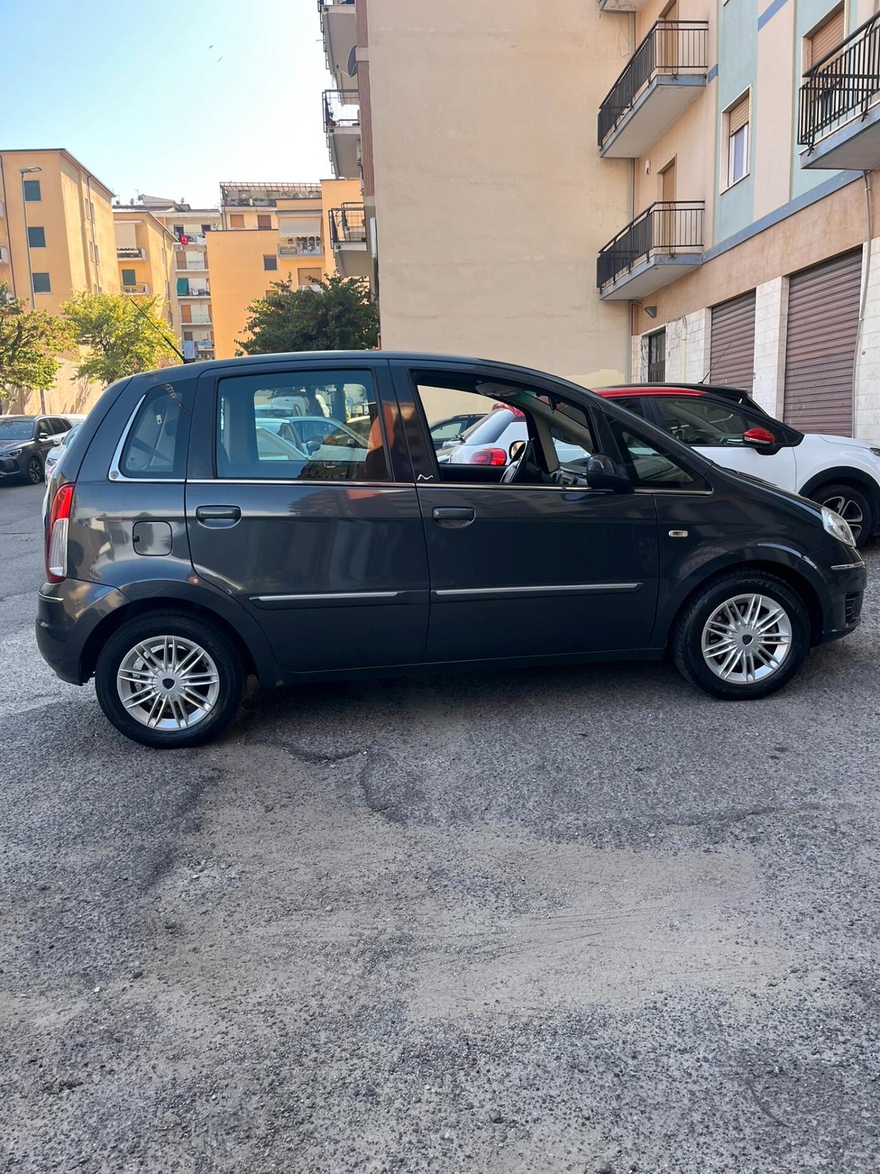 Lancia MUSA 1.3 Mjt 95 CV