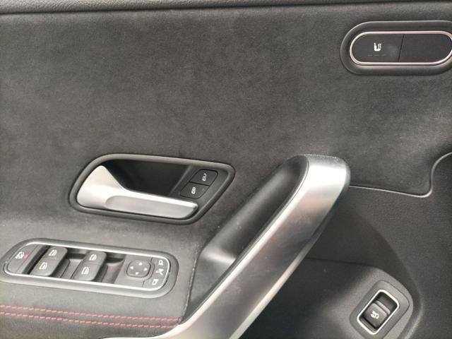 MERCEDES-BENZ CLA 180 Automatic Shooting Brake AMG Line Advanced Plus