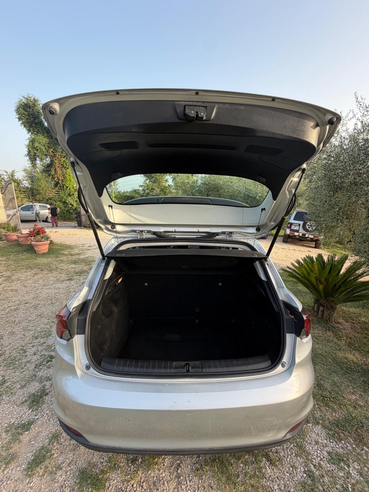 Fiat Tipo 1.6 Mjt S&S 5 porte Lounge