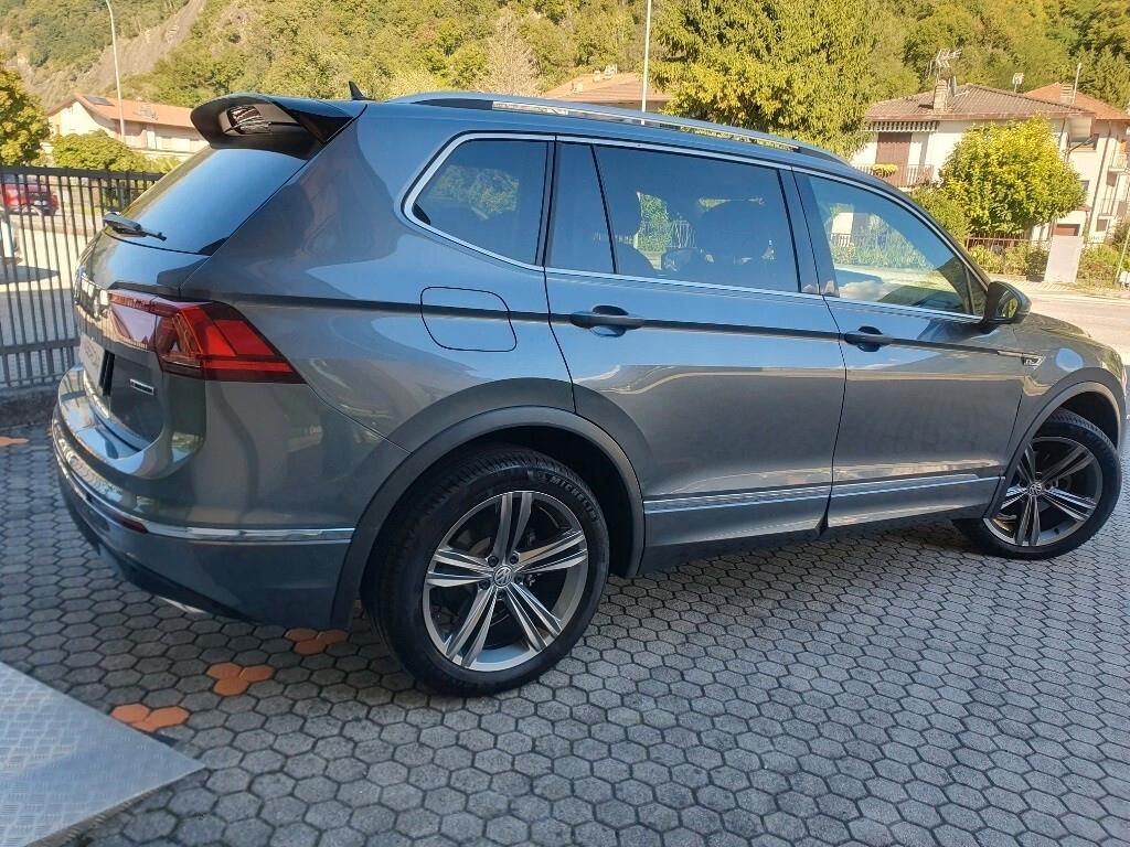 Volkswagen Tiguan Allspace 2.0 TDI R-Line DSG 4MOTION Advanced 7 posti