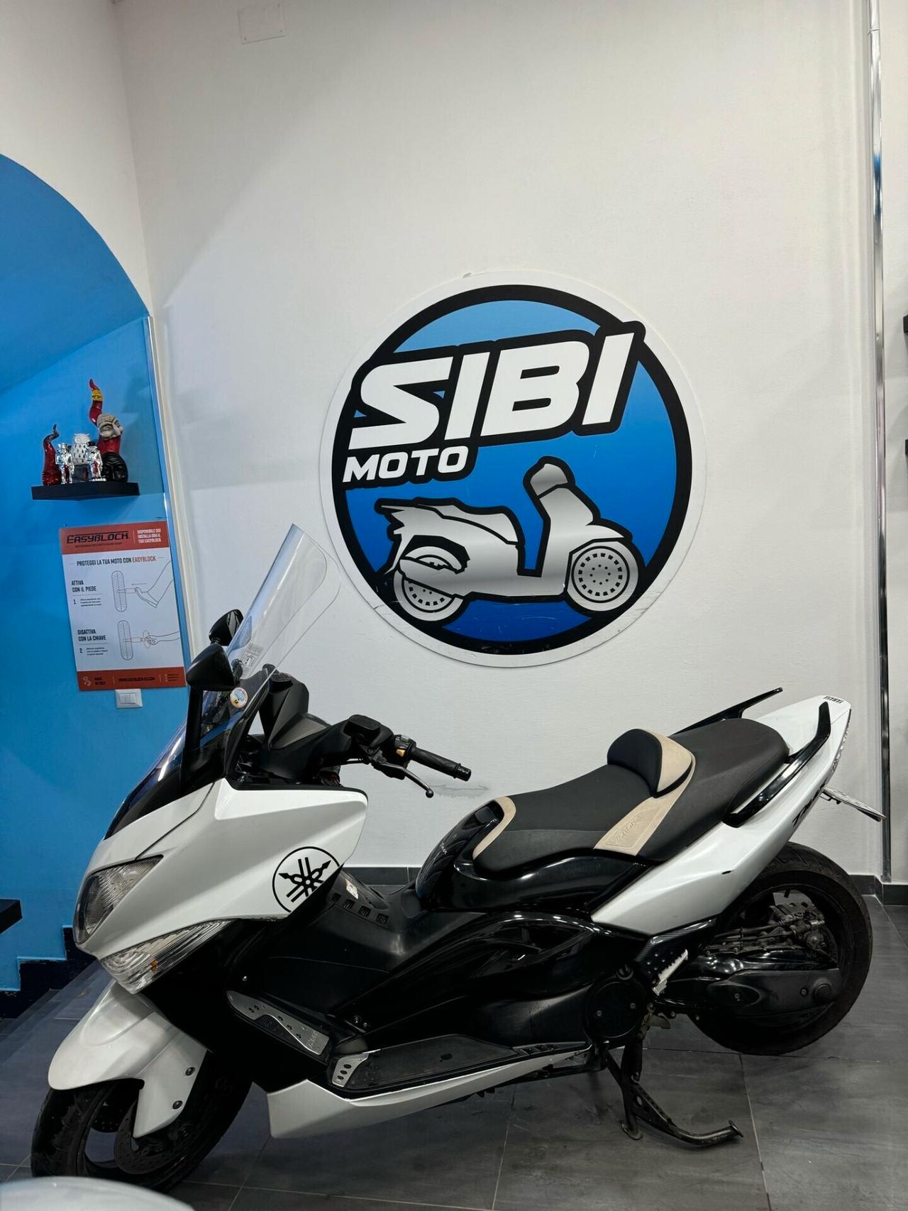 Yamaha T-Max 500