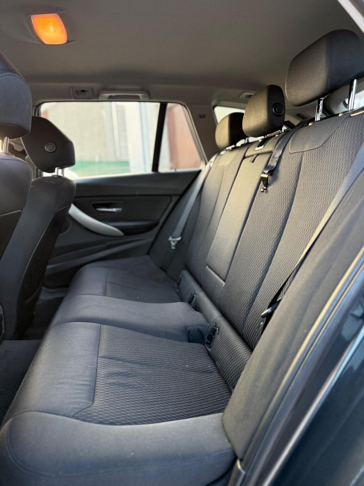 Bmw 320 320d xDrive Touring Msport