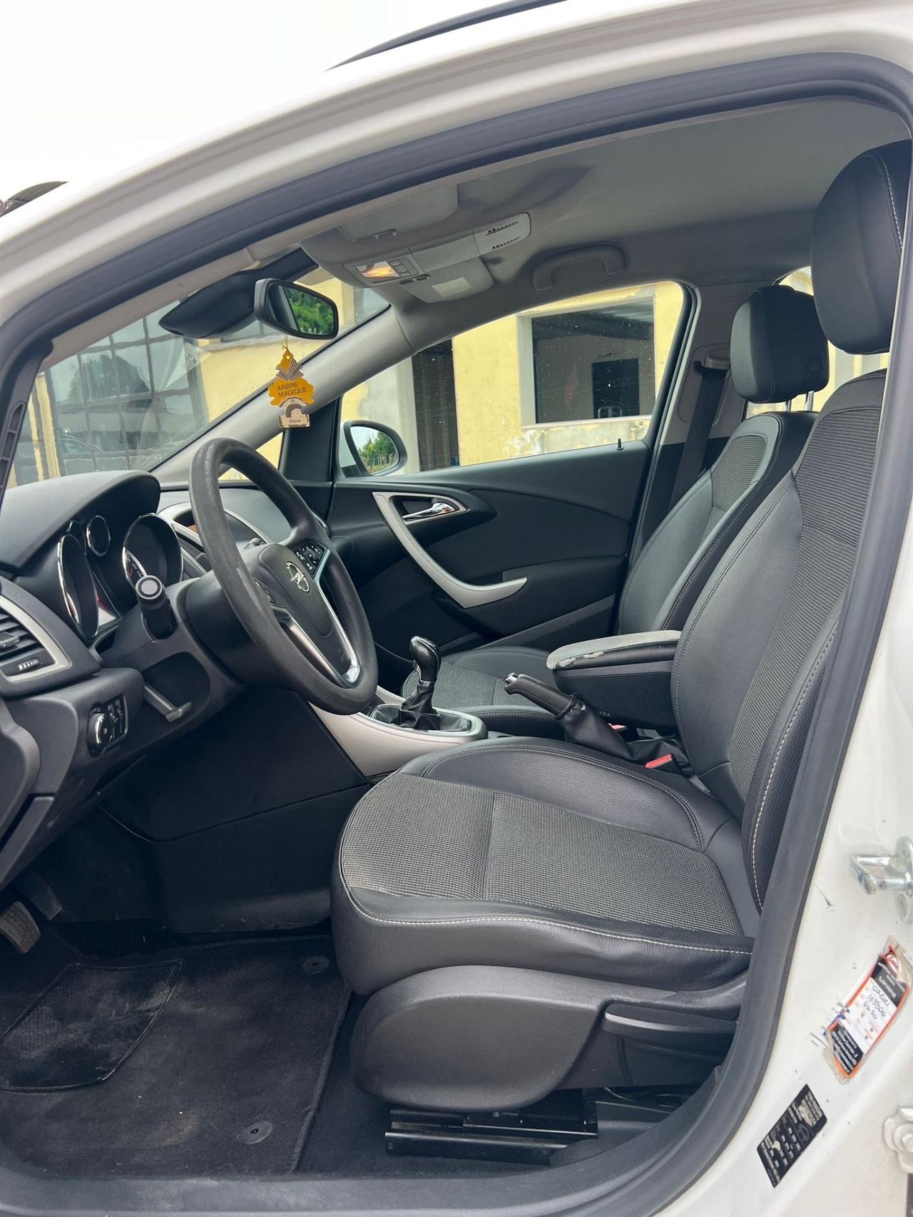 Opel Astra 1.7 CDTI 110CV Sports Tourer Cosmo
